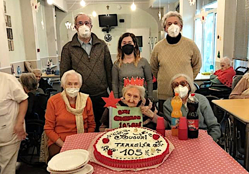 Centocinque anni: il traguardo di nonna Teresina